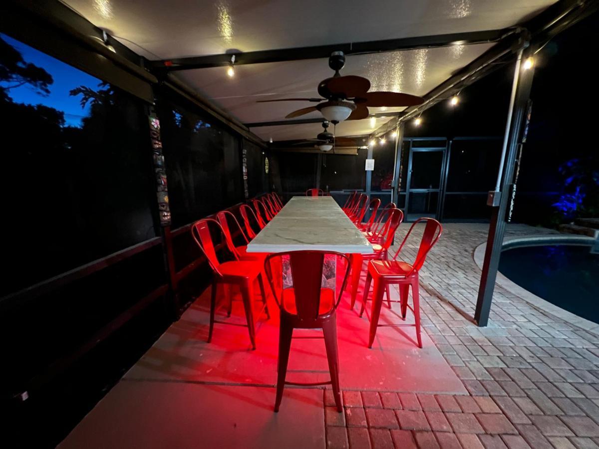 FrontenacPoolside Cocoa Oasis W/ Tiki Bar!别墅 外观 照片